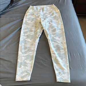 P’tula brand white Camouflage Leggings